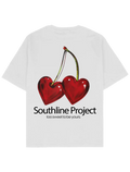 Southline Project CHERRY oversize boxy fit tişört arka baskı, kalp şeklinde kiraz illüstrasyonu, “too sweet to be yours” yazı, heavy-weight pamuk 280 GSM premium streetwear t-shirt. #beyaz 